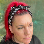Headbands that fit tightly, black paisley headband
