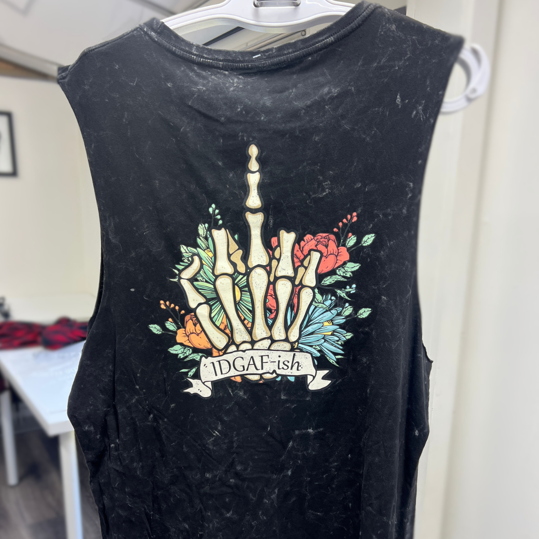 -Market Stash- IDGAF Skeleton Finger Tank XL (16)