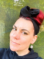 Black wire head wrap