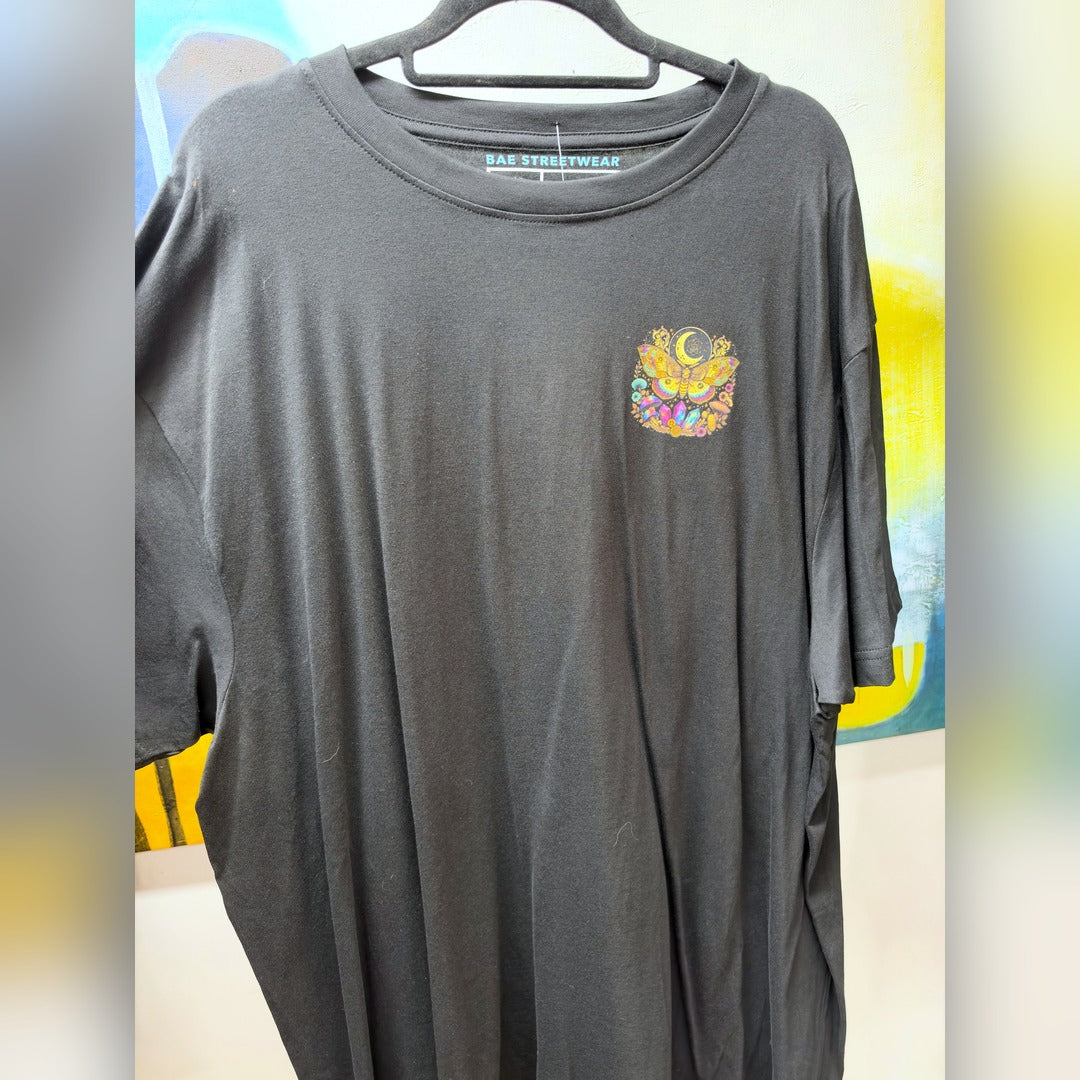 -Market Stash- Celestial Moth Tee 3XL (Size 20)