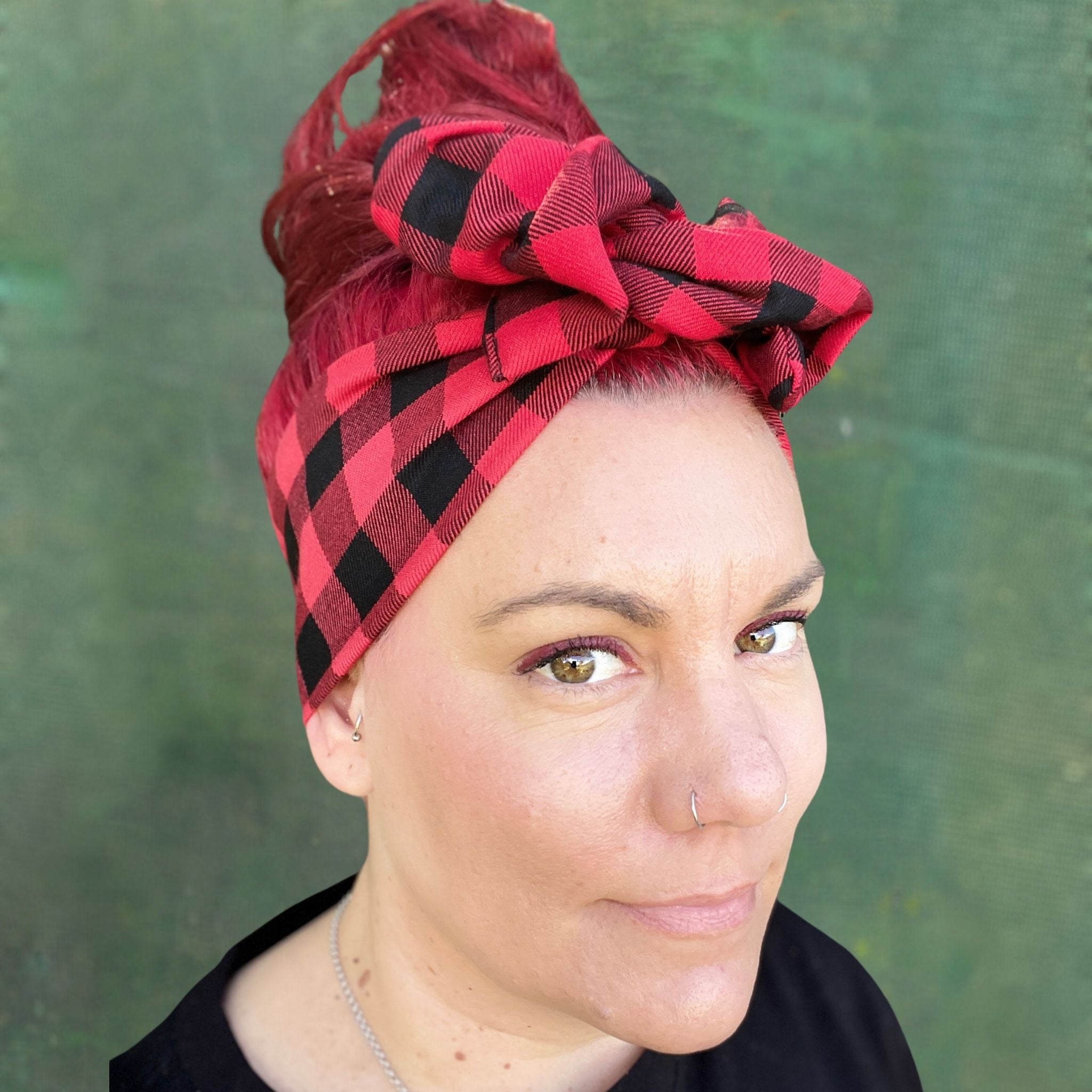 Warm Red and black gingham Wire headband Brace the cold in style with our Perfect Winter head warmer. Expertly crafted in Melbourne, our head warmers provide the ultimate blend of warmth and style. Explore our collection and find the ideal accessory to elevate your winter wardrobe. Experience the warmth, embrace the style!
