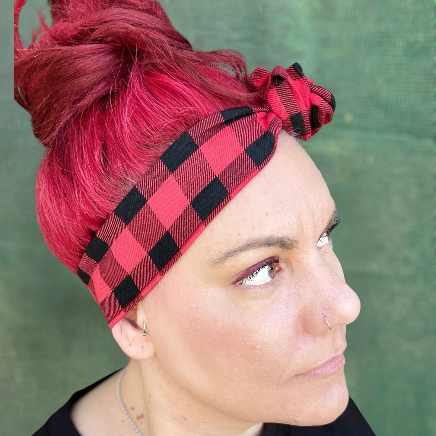 Warm Red and black gingham Wire headband Brace the cold in style with our Perfect Winter head warmer. Expertly crafted in Melbourne, our head warmers provide the ultimate blend of warmth and style. Explore our collection and find the ideal accessory to elevate your winter wardrobe. Experience the warmth, embrace the style!