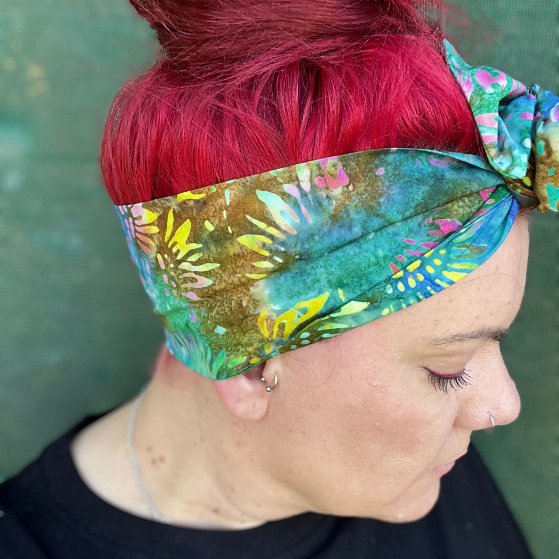 Palm Tie Dye Explore our exclusive collection of 100% adjustable headbands for women, crafted with care in Australia. Designed for style, comfort, and versatility, our headbands are perfect for any occasion. Embrace your unique look with our standout pieces. Discover your new favorite accessory today!