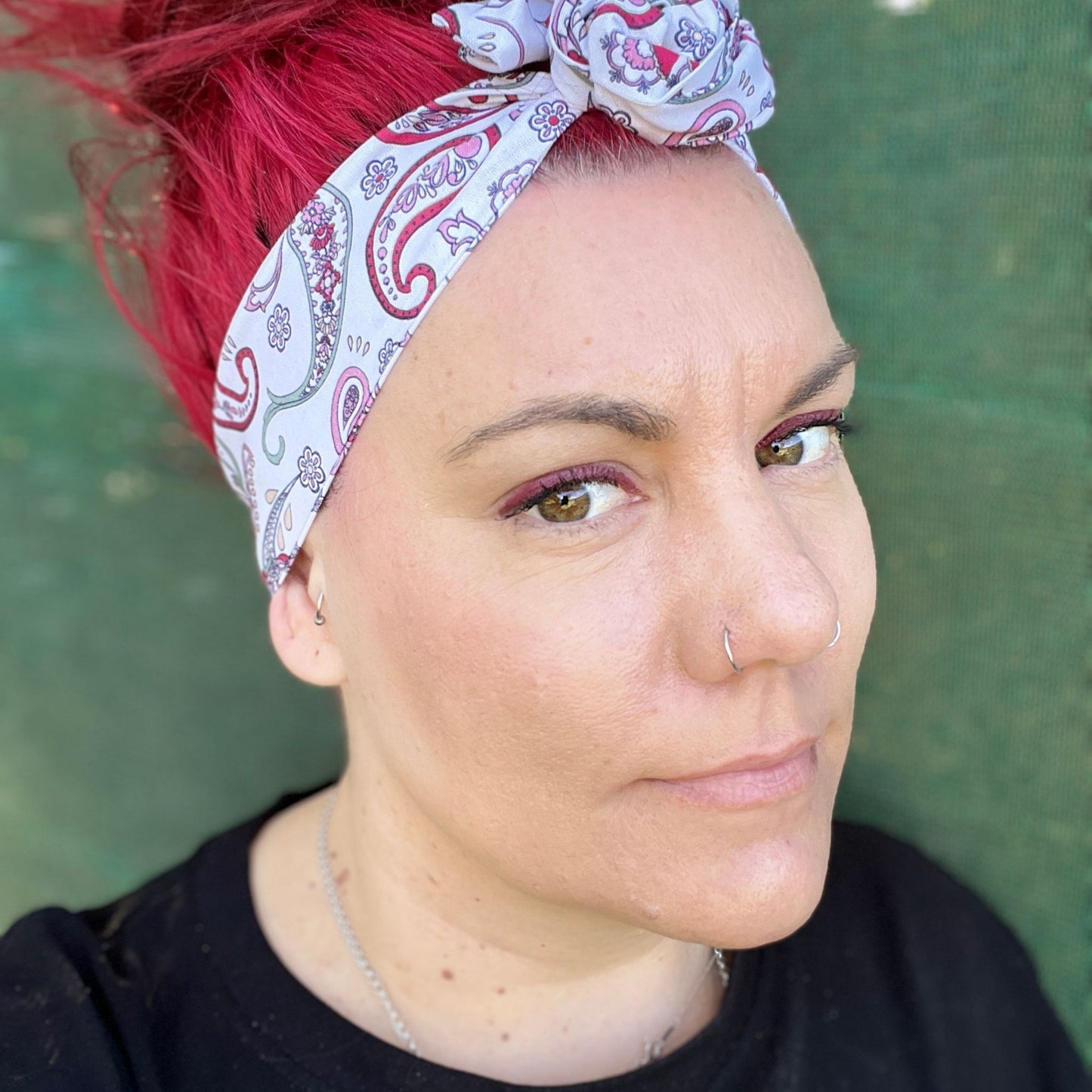 White Paisley Discover 2024's hottest hair accessory with our exclusive wide headbands! Handmade in Australia, these limited edition headwraps are perfect for women who dare to stand out. Shop now before they're gone!