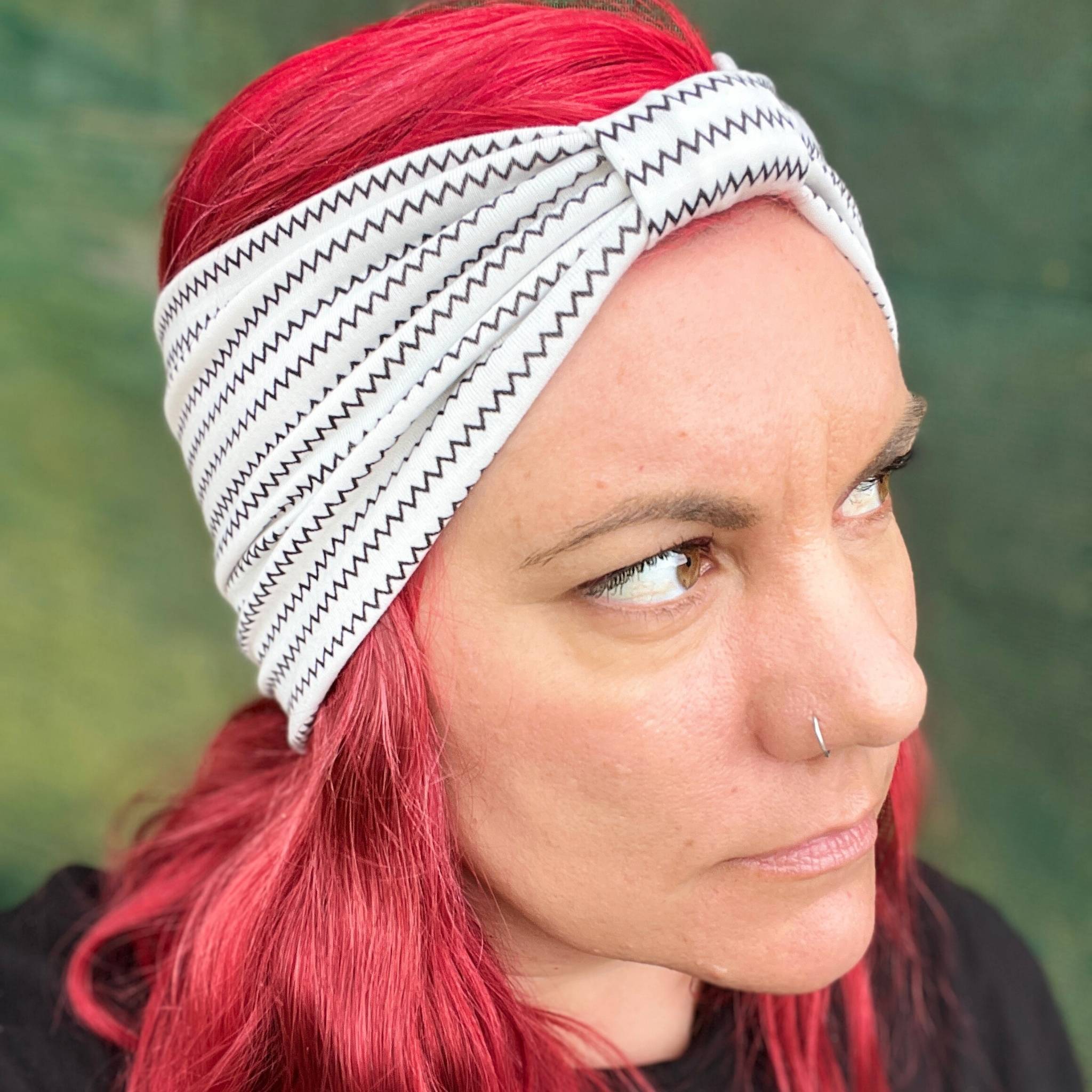 White with Black Zig Zags Twist Stretch Headband