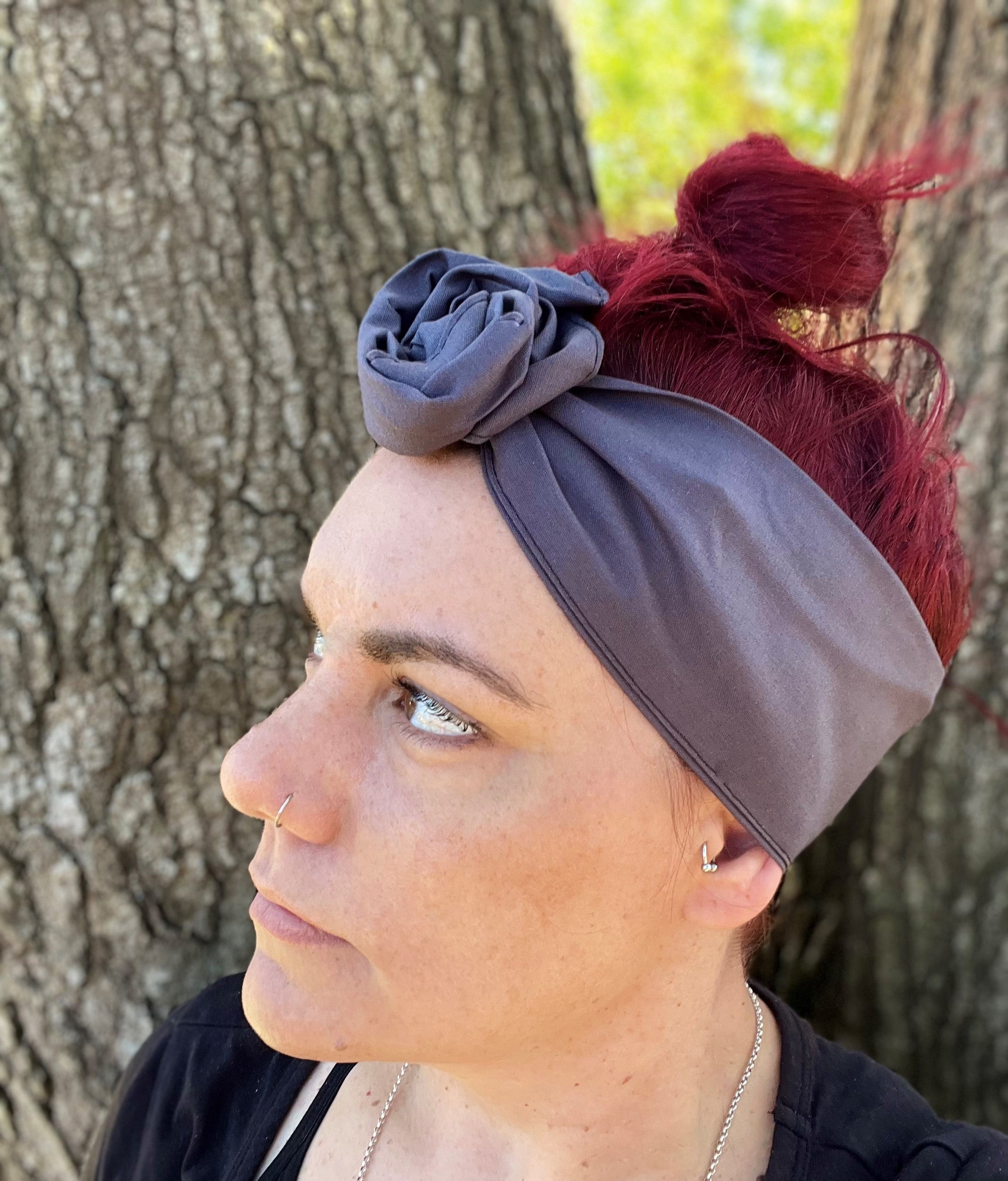 Dark Grey Wire Headband - Bae Bands Australia Twist Bow Wire Headband allows for your headband to stay in place all day with no headaches,