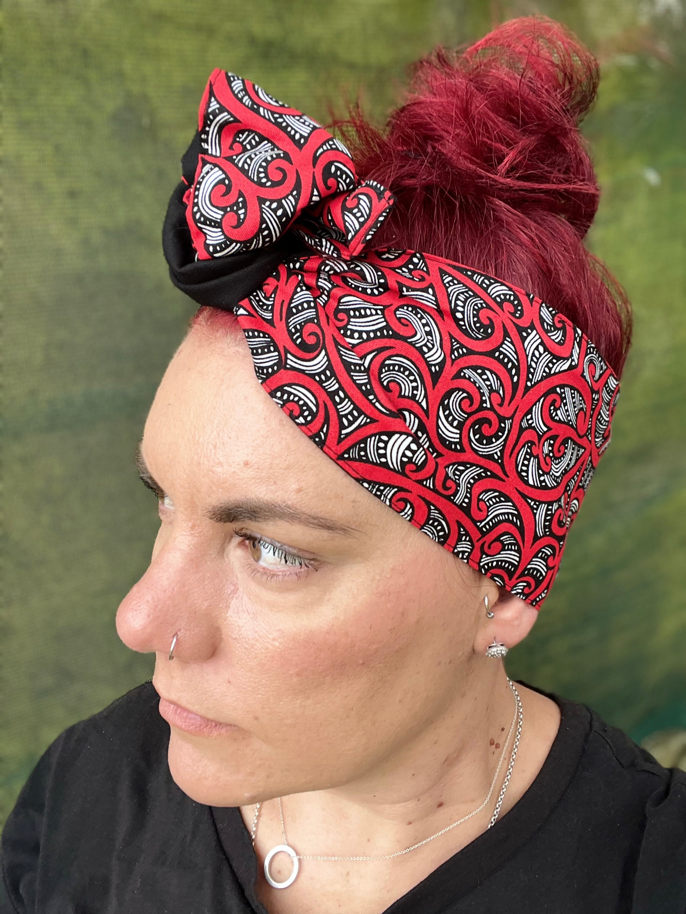 Te Koripi Wae O Maui Boho Wire Headband - Bae Bands Australia Twist Bow Wire Headband allows for your headband to stay in place all day with no headaches,